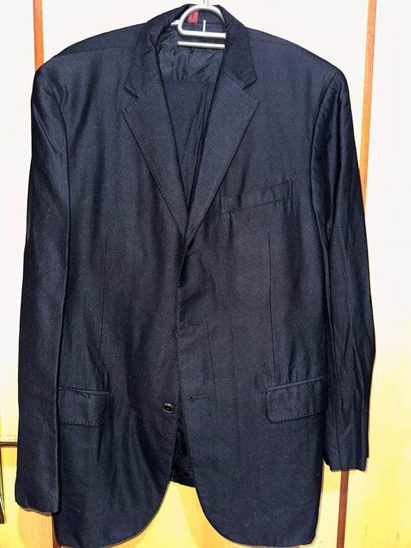 Givenchy — Givenchy Black Suit (Size Large (Pants waist:34”x L: 30”, Good)