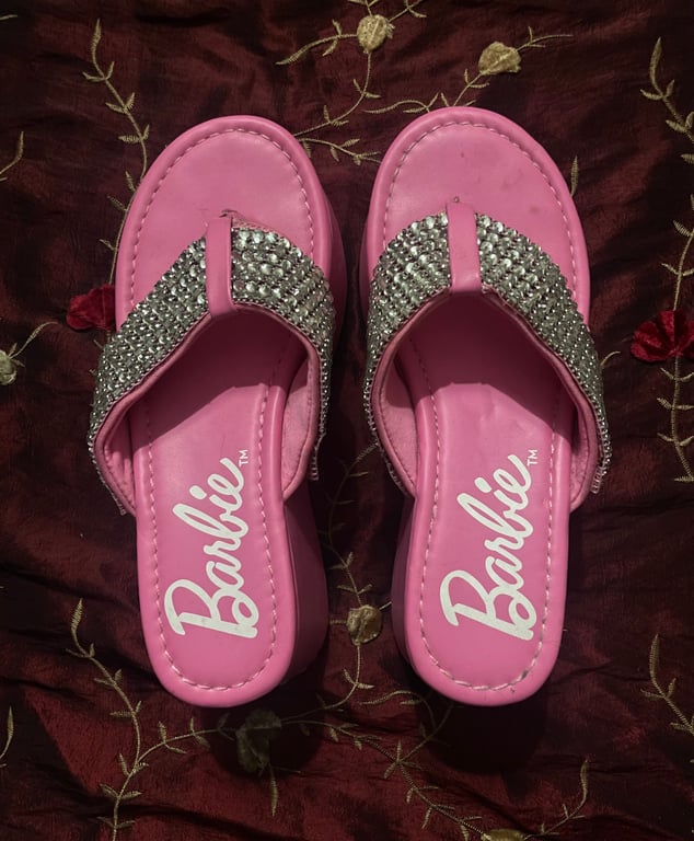 Forever 21 — Barbie branded platform flip flops (worn once, a little disc (Size EU 37, Good)