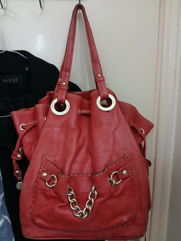 Lancel — Lancel Red Leather Shoulder Bag (Size One Size, Fair)