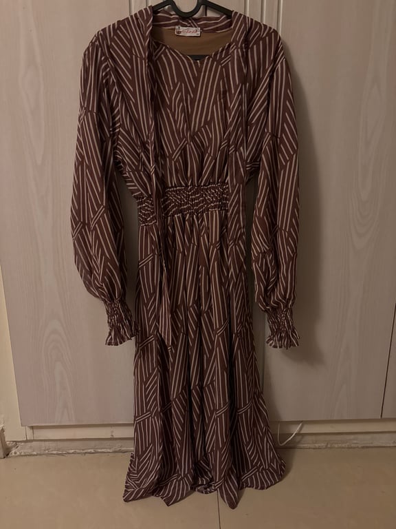 Other — Brown Dress (Size M, Like new)