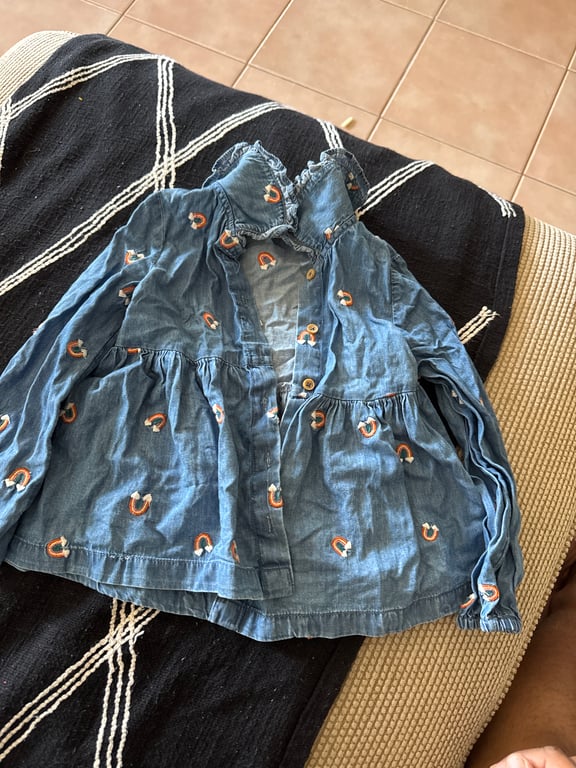 Unbranded — Girls Rainbow Embroidered Denim Top (4Y) (Size 4Y, Good)