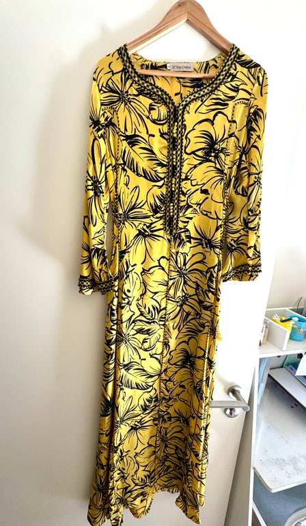 No find — Long dress from global village (Size XS, New without tags)