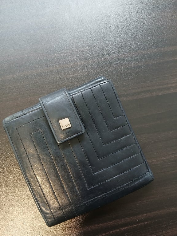 Bally — Bally Black Leather Quilted Wallet (Size One Size, Good)
