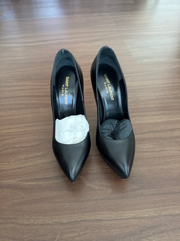 Saint Laurent — Saint Laurent pumps (Size EU 36.5, Like new)