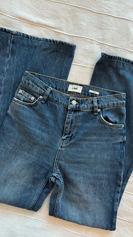 Lime — Lime Flared Jeans (Size S, Good)
