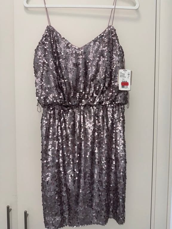 Aidan Mattox — Aidan Mattox Mink Sequin Blouson Dress Size 6 — never worn (Size US 6 , New with tags)