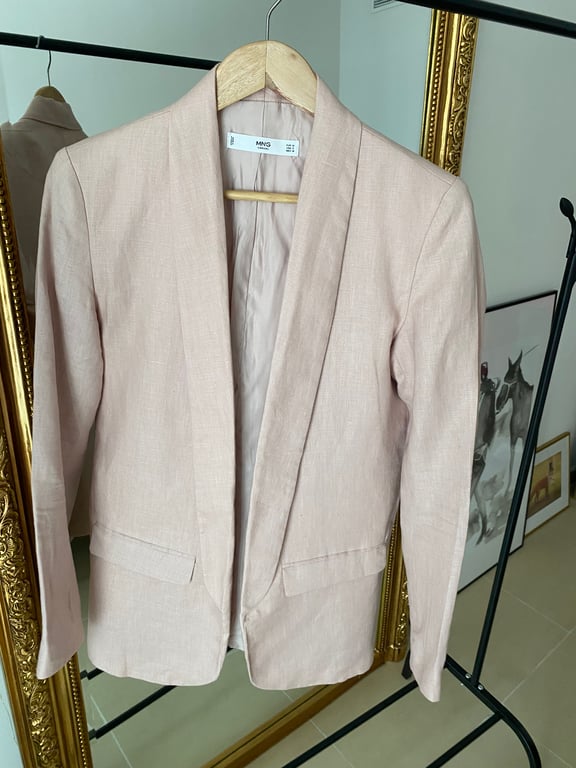 Mango — Mango Pink Blazer (Size M, Like new)
