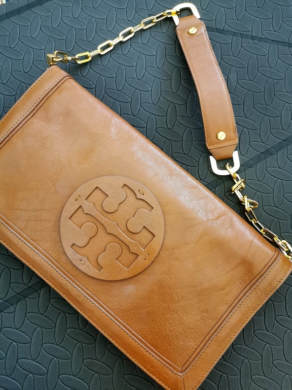 Tory Burch — Tory Burch_Brown Reva Shoulder Bag (Size One Size, Like new)