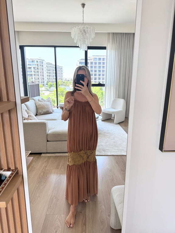 Zara — Zara long dress (Size XS, New without tags)