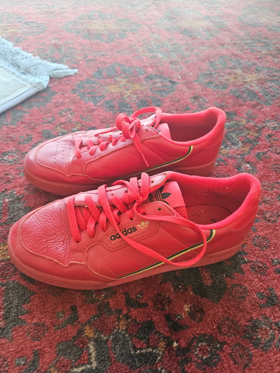 Adidas — Adidas continetal (Size EU 42, Like new)