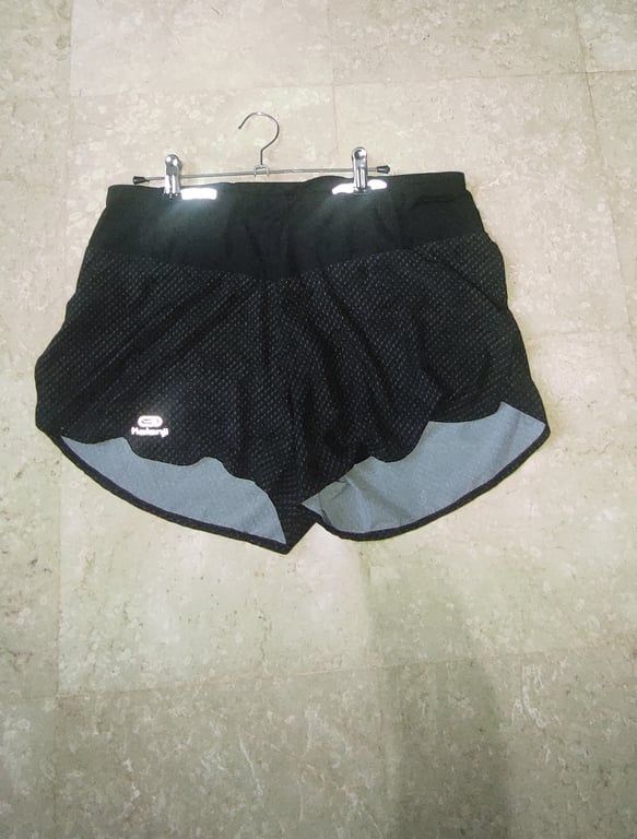 Decathlon — Decathlon Kalenji Black Running Shorts Size M (Size M, Like new)