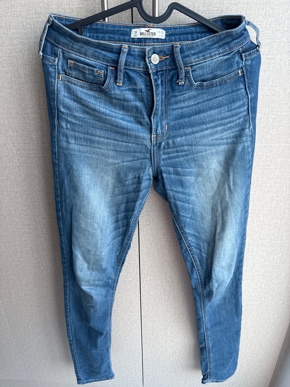 Hollister — Hollister everyday jeans (Size 26, Good)