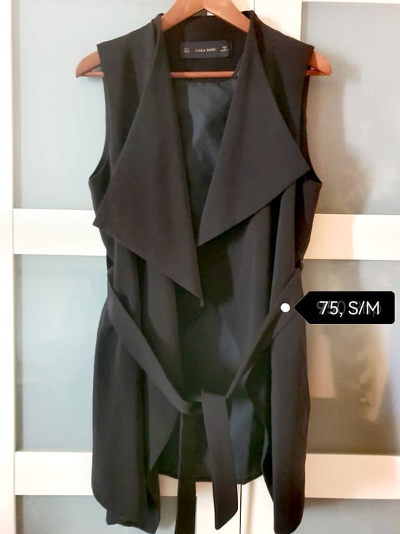 Zara — Zara_Black Cut Blazer, fits M/L (Size M, Good)