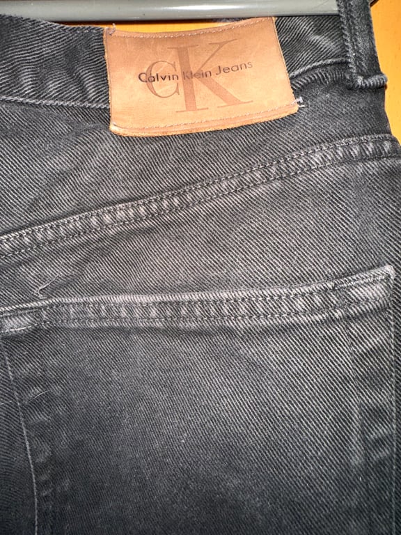Calvin Klein Jeans — Calvin Klein Vintage 90’s Black Denim (Size 34, Good)