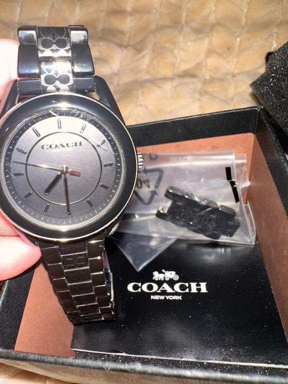 Coach — Coach Black Dial Two-Tone Watch (Size One Size, Good)