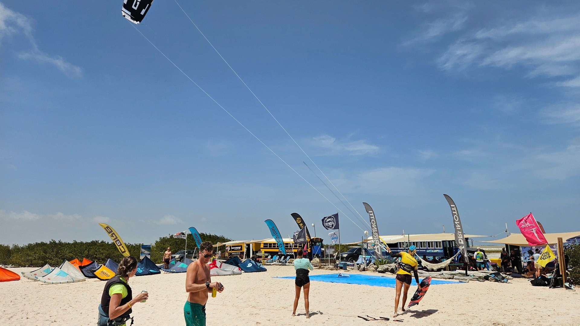 Atalntis Beach Kitesurfing Bonaire kiters on the beach