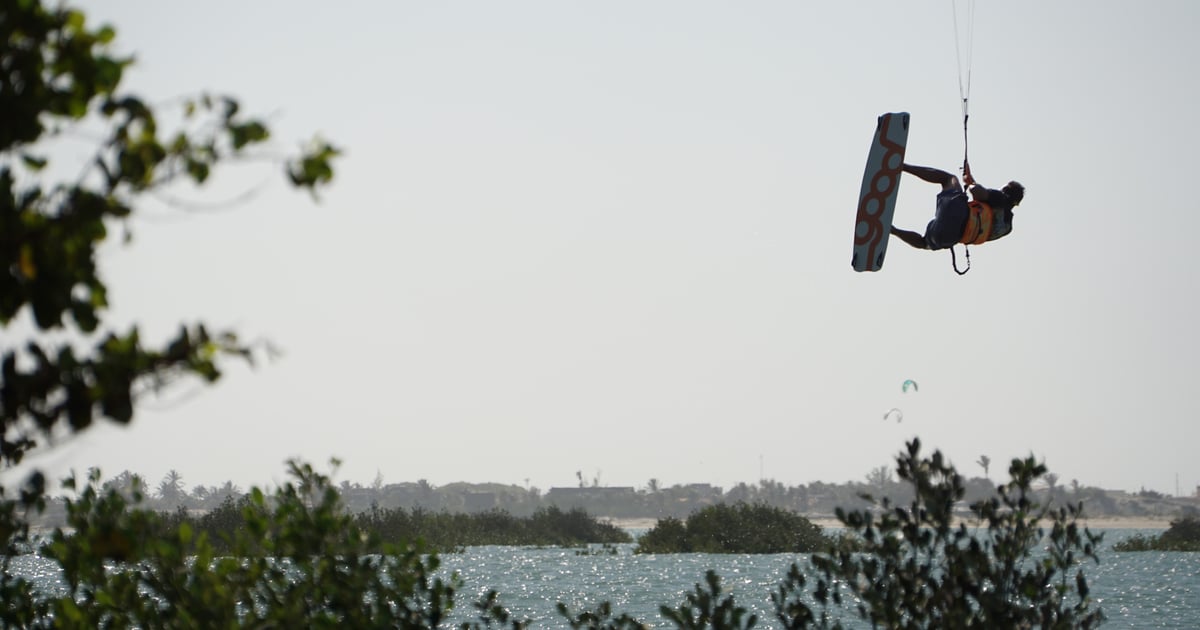 Philip after an amazing kitejump that he landed smoothly