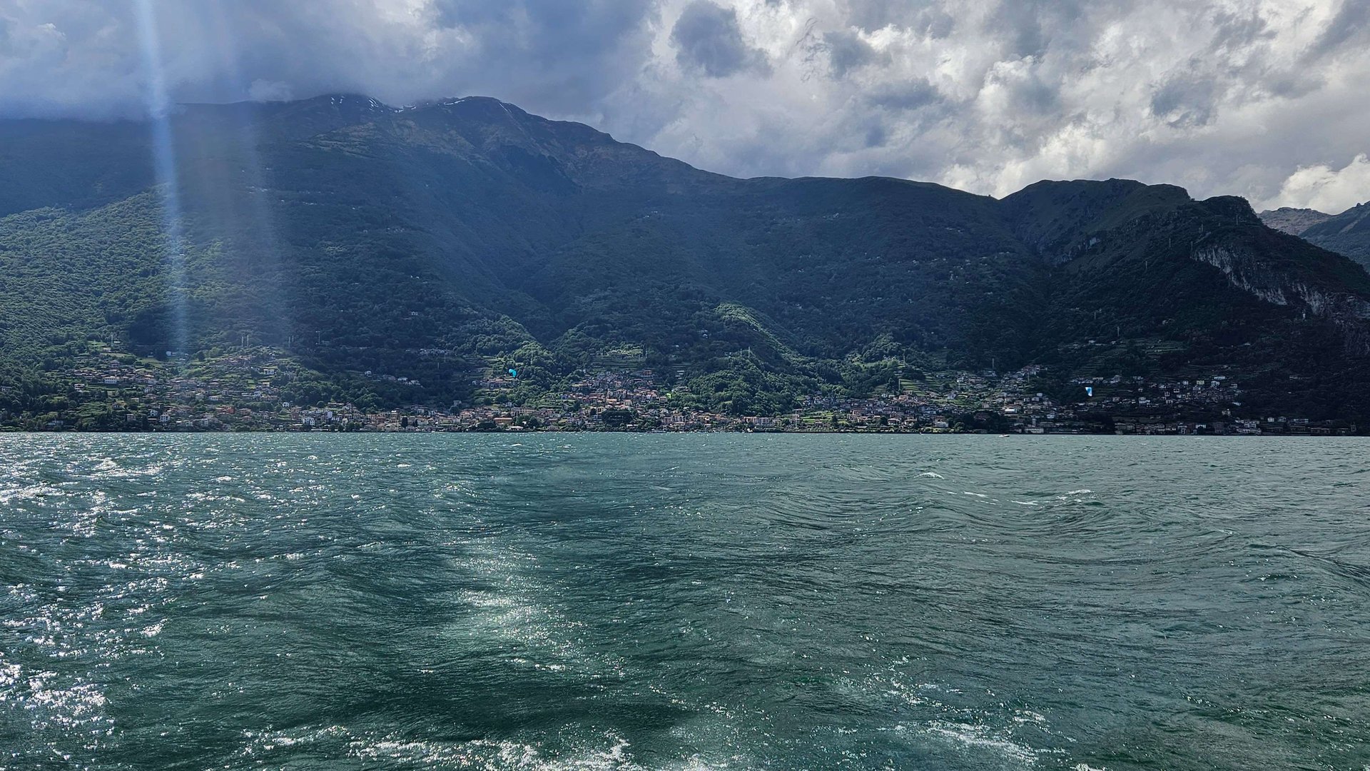 Lake Como during a windy kitesurfing day