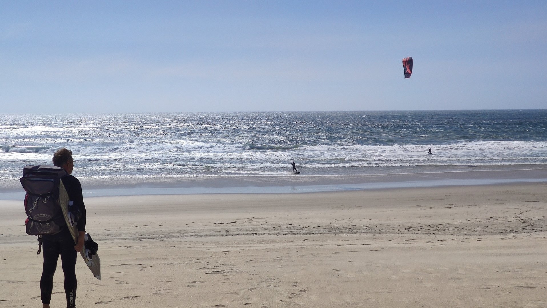 Kite getting ready for kite session at Figueira da Foz