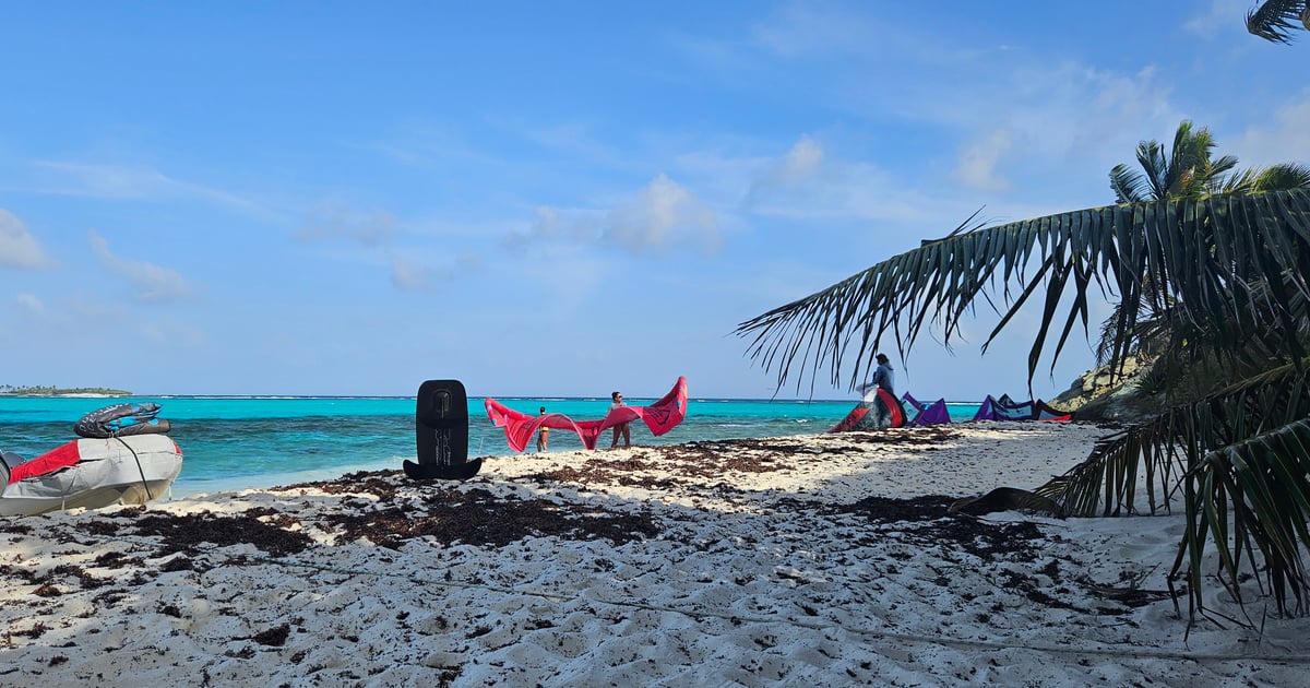 Boat ankering at Tobago Cays for Lunch Break