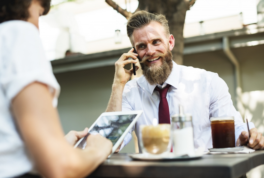 Business People hangout together at coffee shop