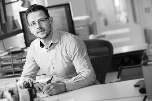 the power of handwritten notes in business