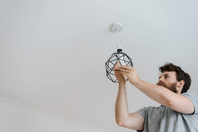 5 Reasons why you need a good Electrician