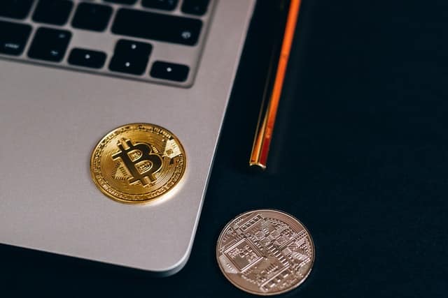 How Does Crypto Affect Travel Sites