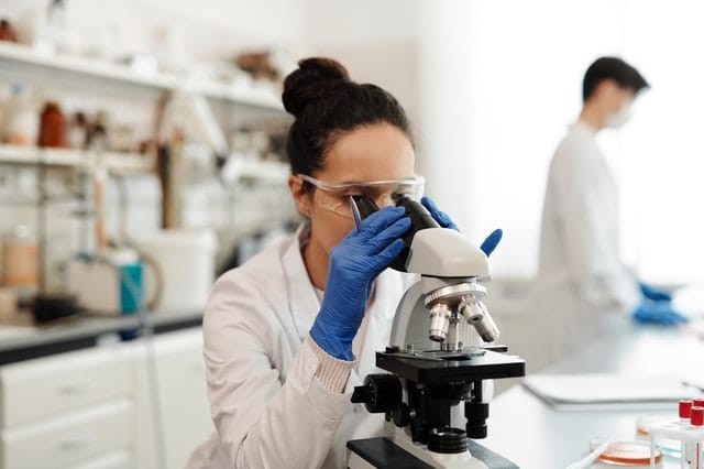 Start a Medical Lab Business