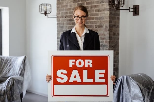 Traditional vs. Modern Real-Estate Agents: How to Get the Edge