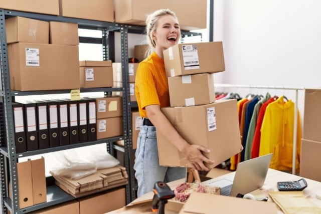 6 Ways Your Small Business Can Benefit From A Reshipping Service