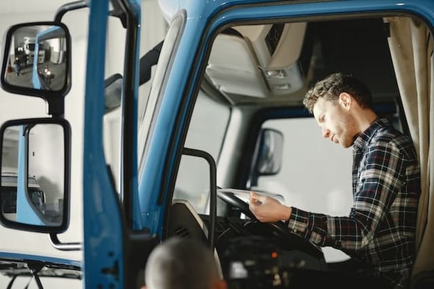 Important Truck Safety Tips to Minimize Risks