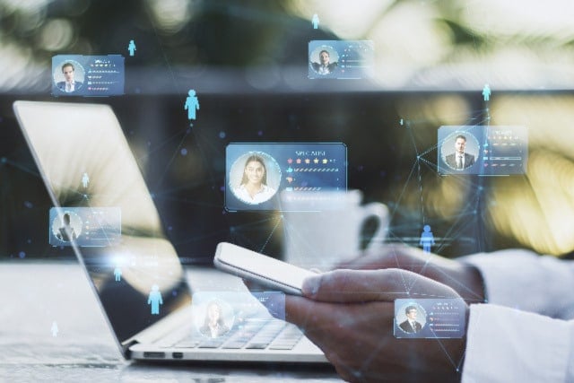 5 Reasons To Consider Using A Digital Business Card