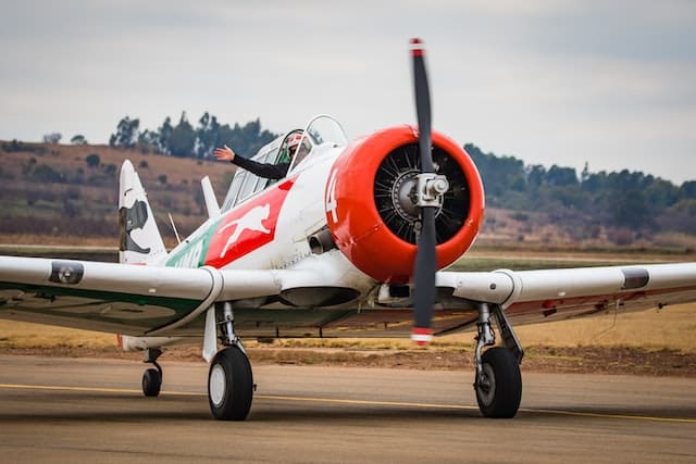 5 Pilot Certifications You Can Get with Aircraft Course