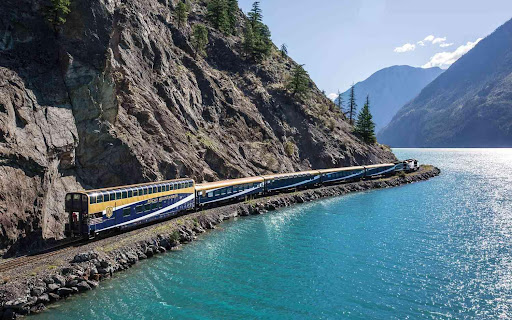 How To Choose The Best Canadian Rockies Train Vacation Packages?
