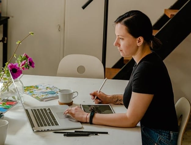 Affordable Logo Design Services in Toronto: Professional Quality for Small Business Owners