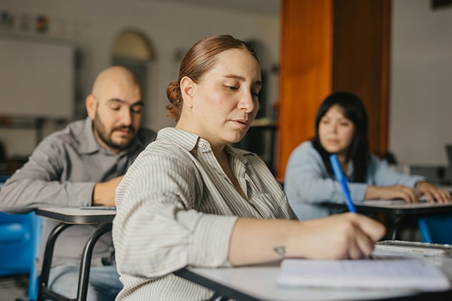 Non-Traditional Pathways: Navigating Grad School as a Mature Student