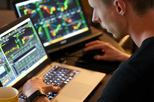 What Is Day Trading? A Beginner’s Guide to This Fast-Paced World