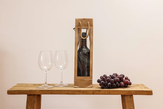 From Ordinary to Extraordinary: How Custom Stickers Make Your Wine Gifts Stand Out