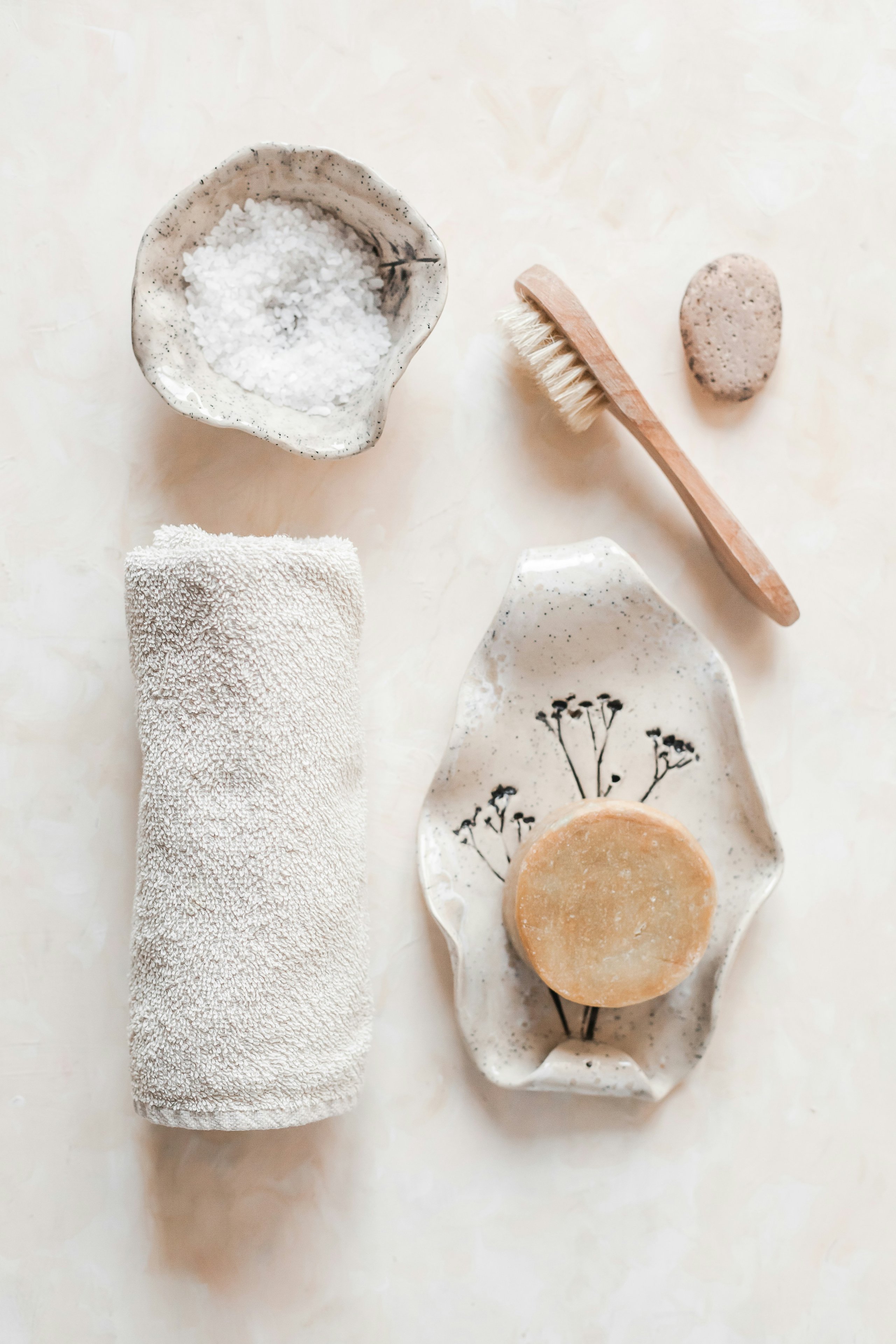 Gray Glamour: How Seniors Can Rock Their Natural Beauty
