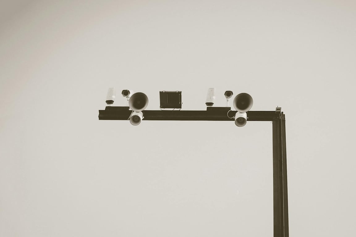 Why XOR Cipher Is Insecure: Frequency Analysis and Known-Plaintext Attacks