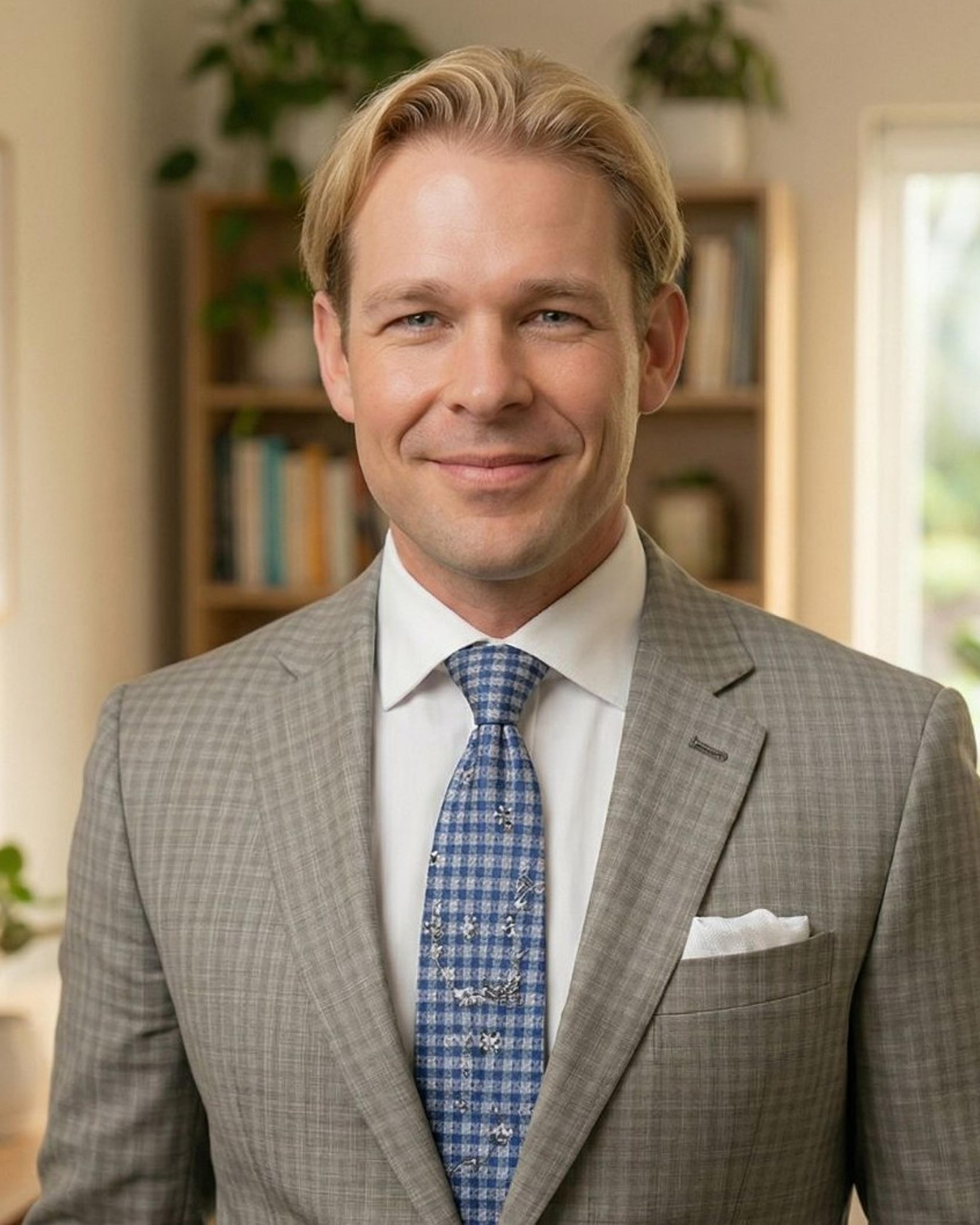 profile picture of Stefan Dunn who works as a Psychothérapeute agréé RCT-C25-049, Maîtrise en sciences du counseling et de la psychothérapie, Médiateur certifié