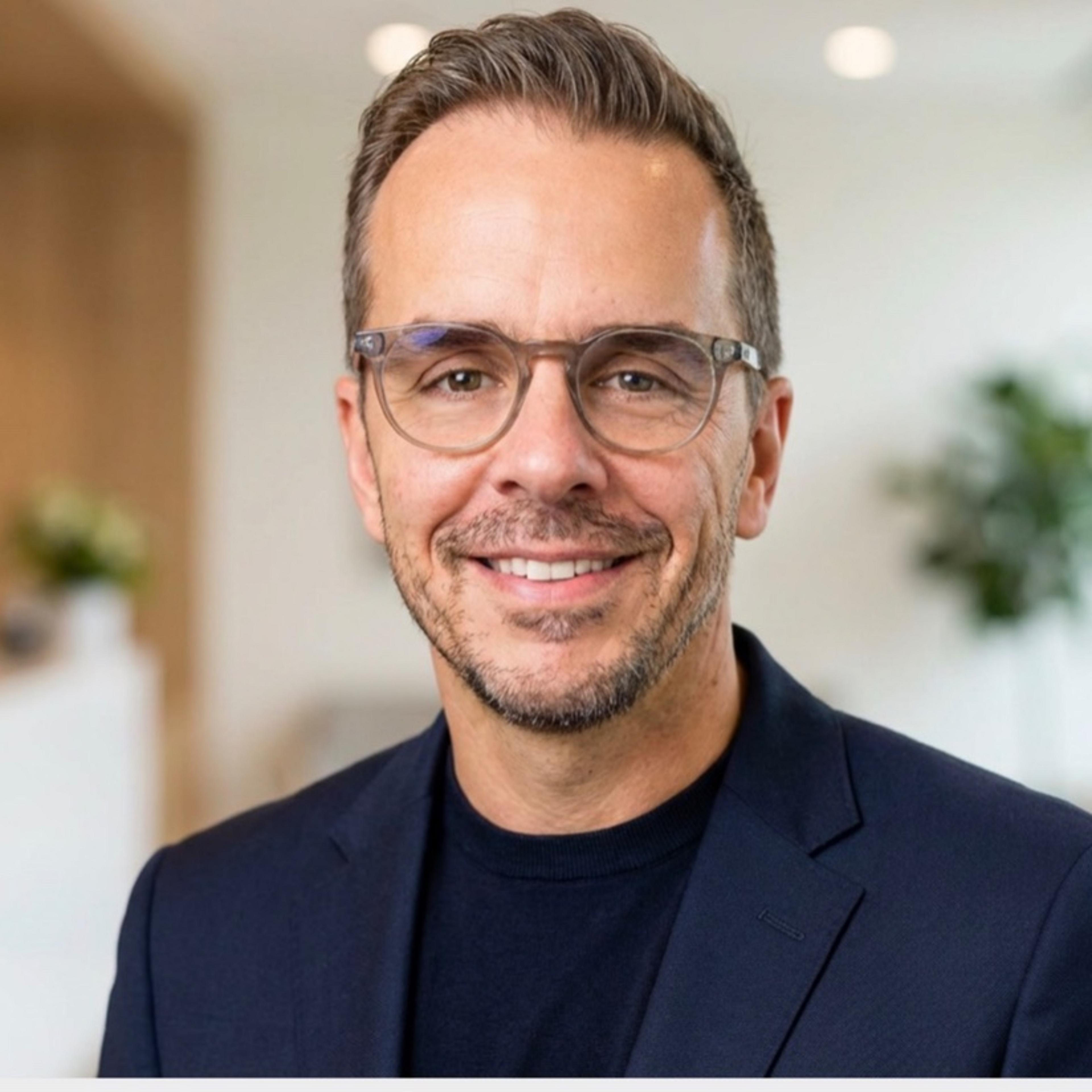 Pascal Thibault, Social worker - View listing