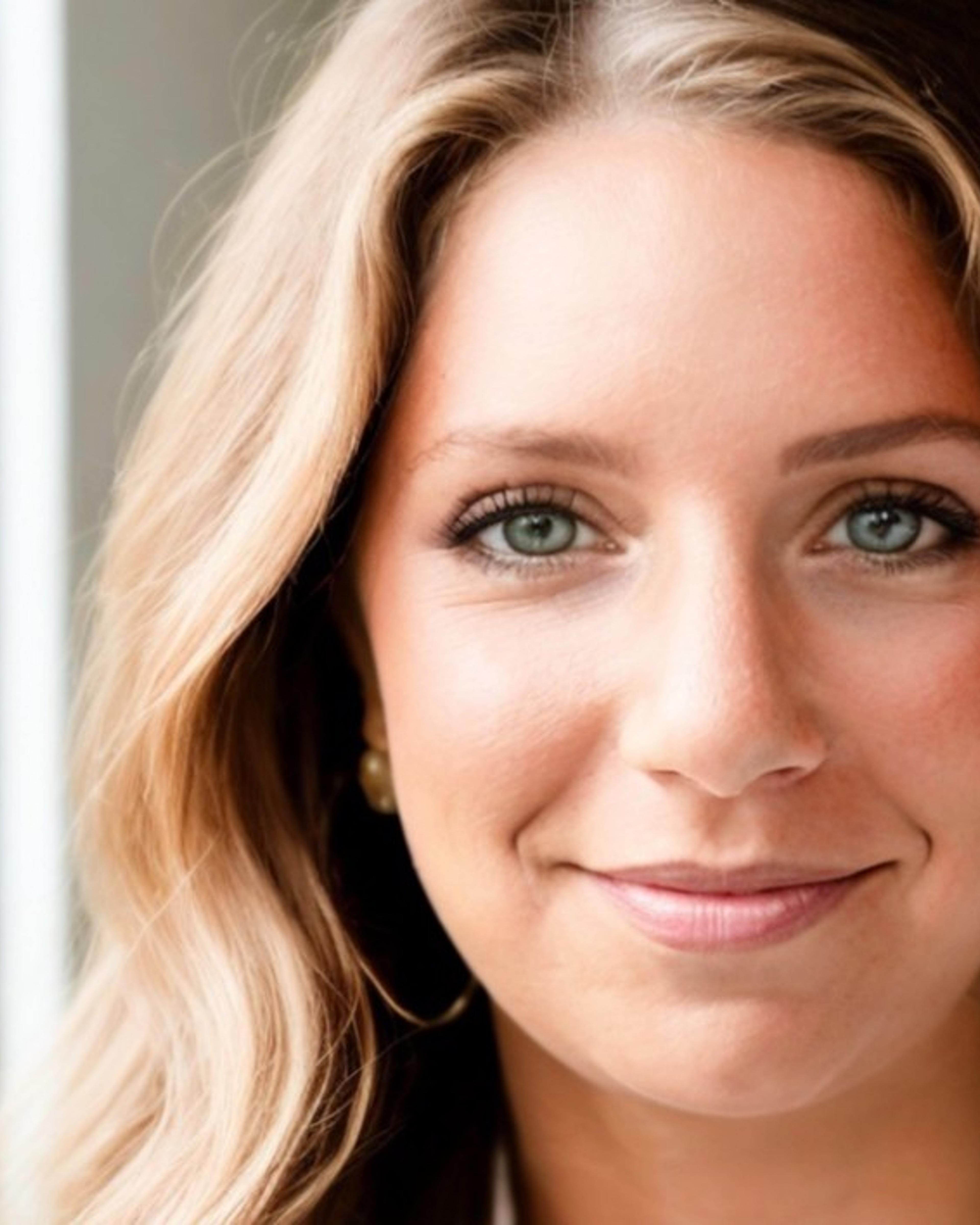 profile picture of Rebecca Pollak who works as a Social Worker