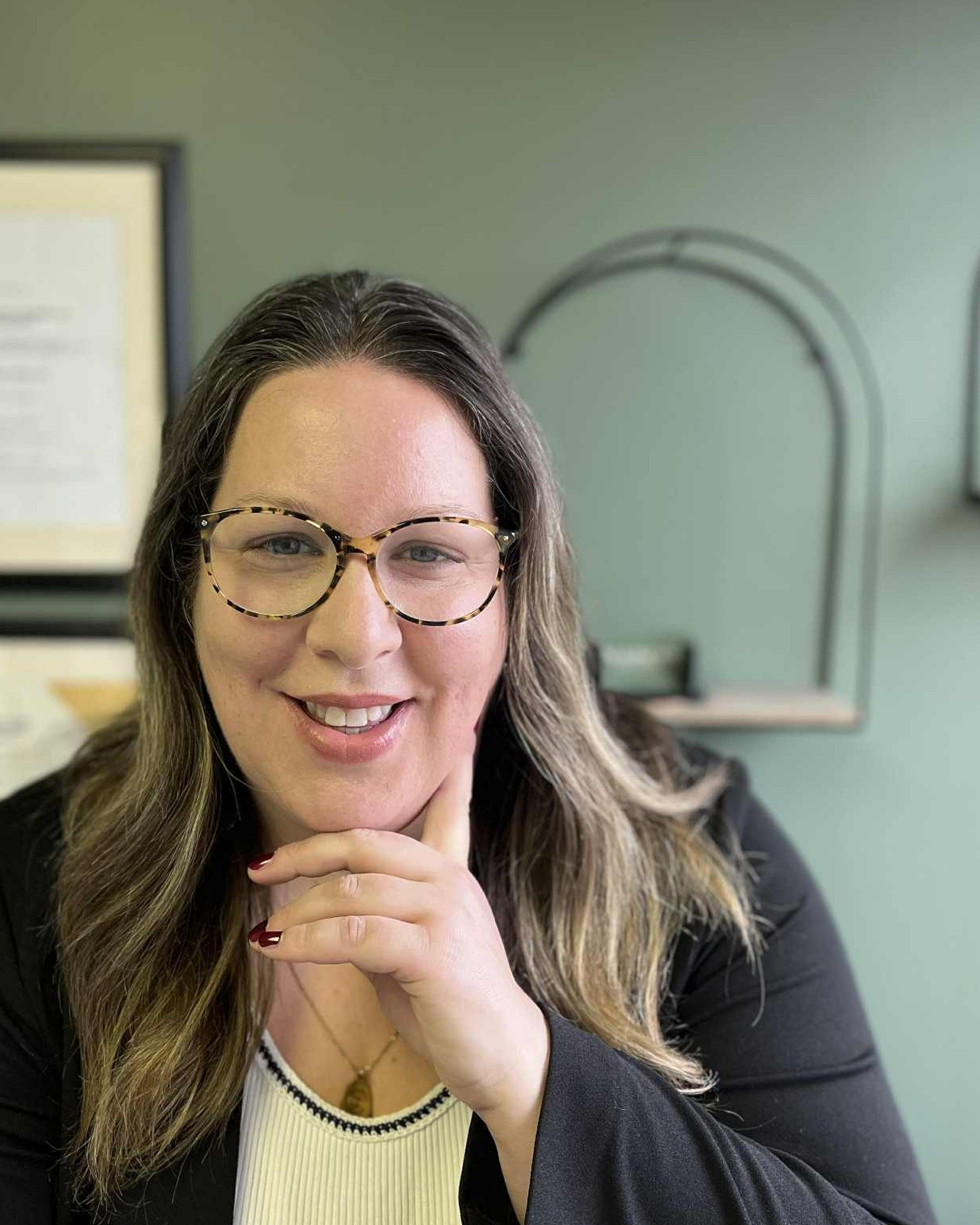 profile picture of Chloé Massicotte-Laforge who works as a Médiatrice familiale accréditée, travailleuse sociale