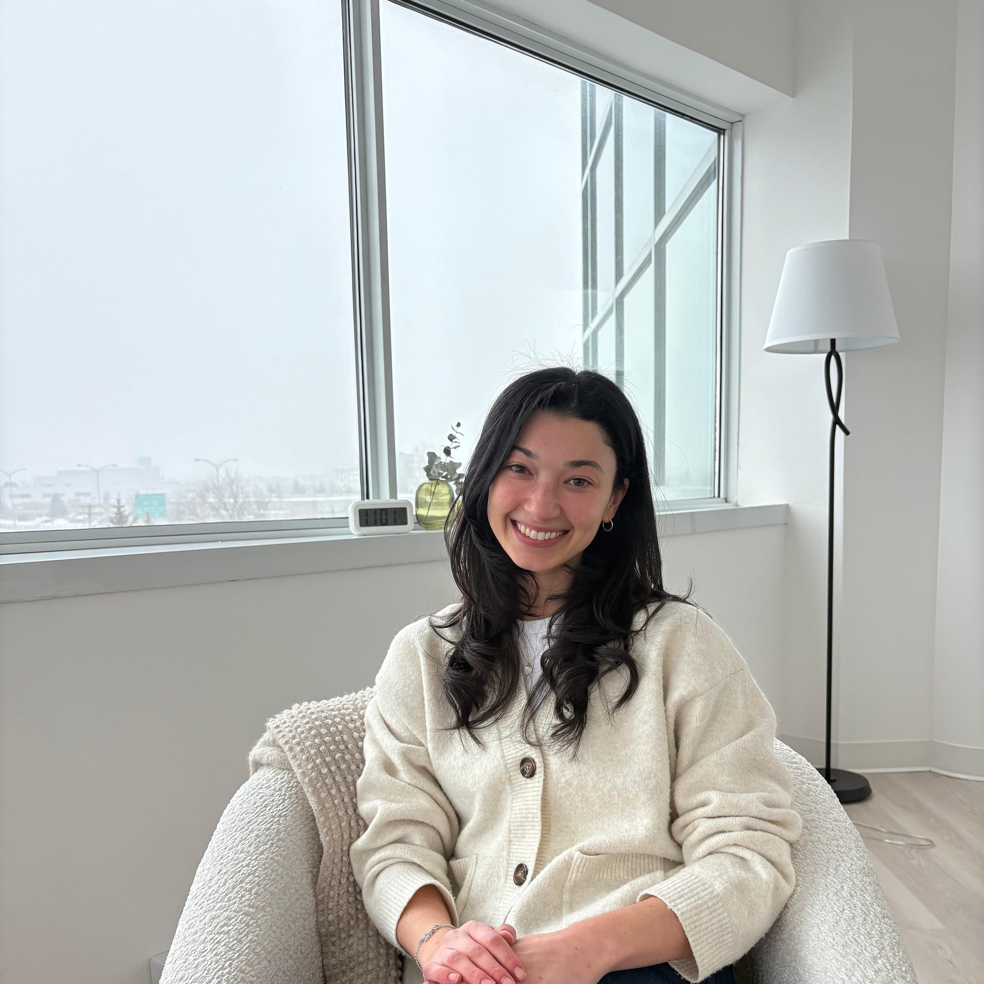 Chloe Mendelson, Counselling Student