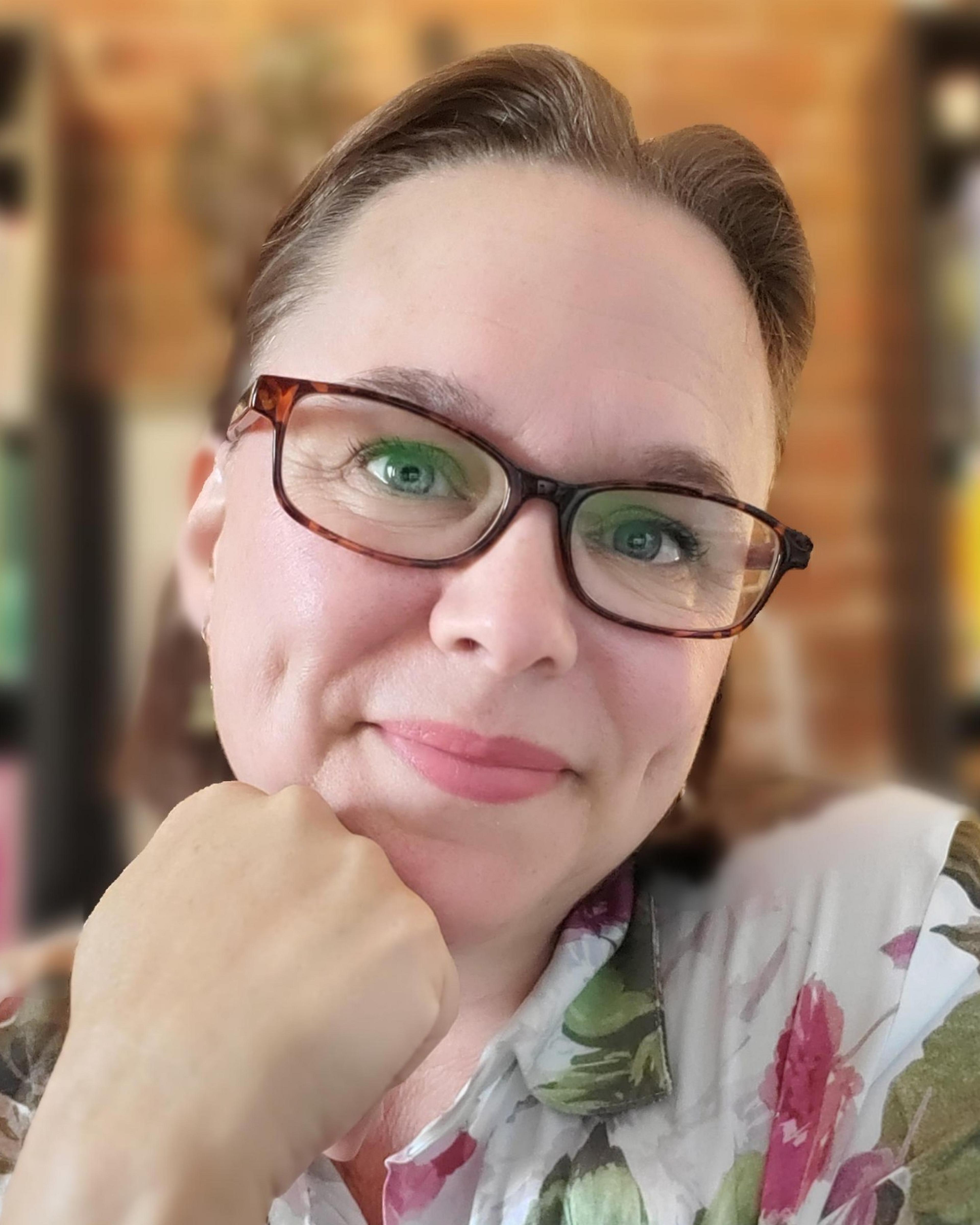 profile picture of Lisa Rutledge who works as a psychothérapeute agréée (en qualification)