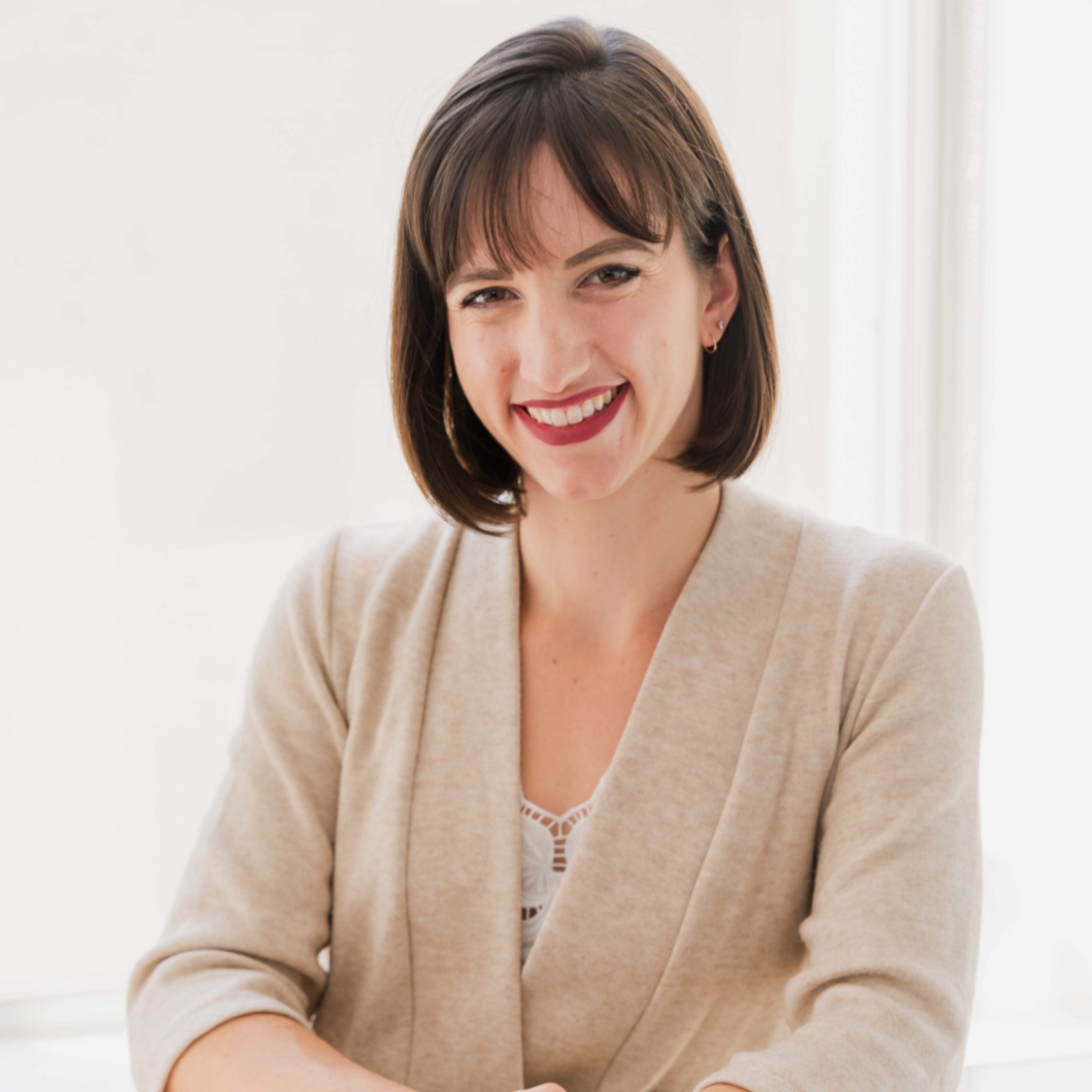profile picture of Eliane Nevares who works as a Travailleuse sociale