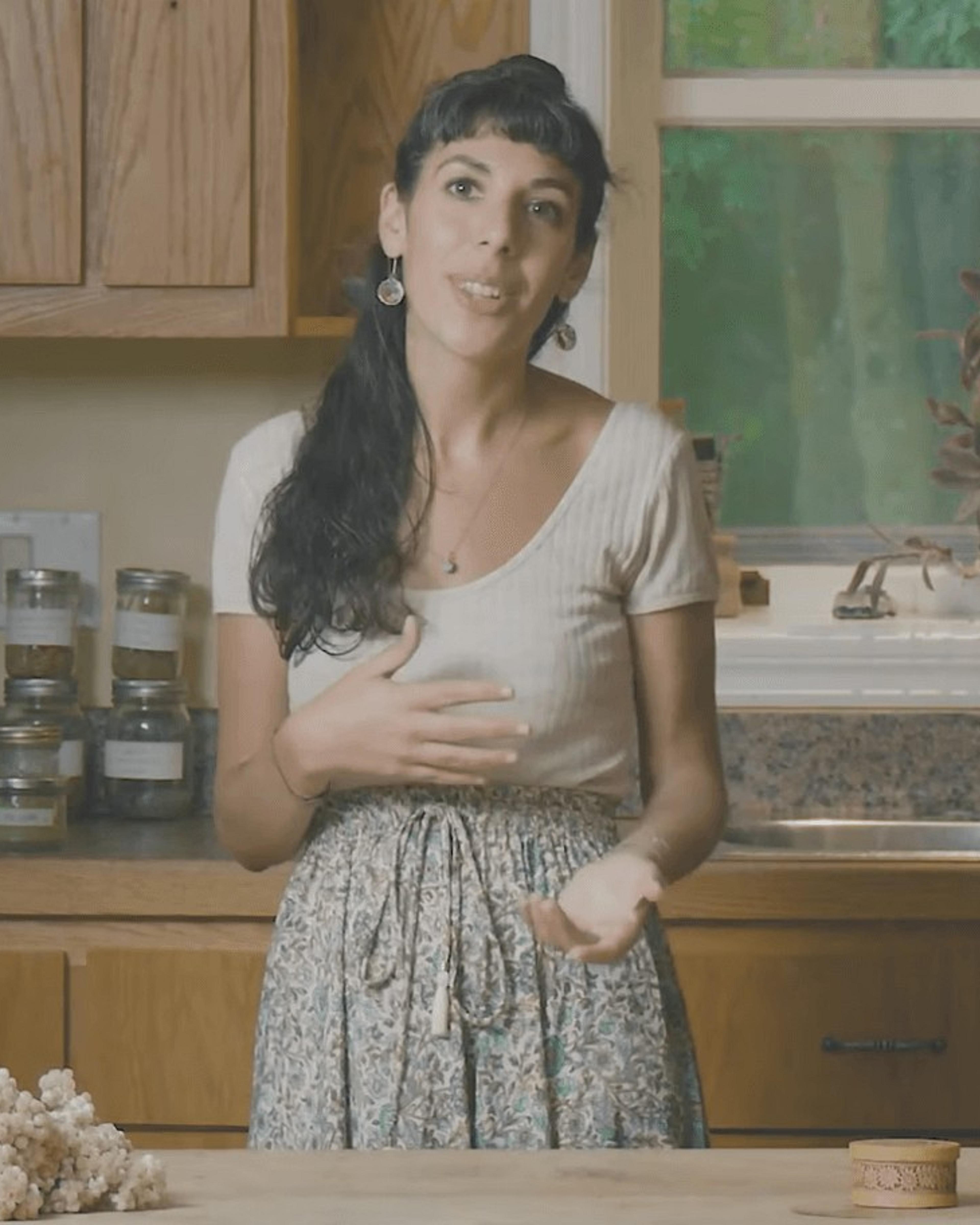 profile picture of Aurélie Oren A. who works as a Herbalist‑therapist, Naturopath, Practitioner in somatic approach