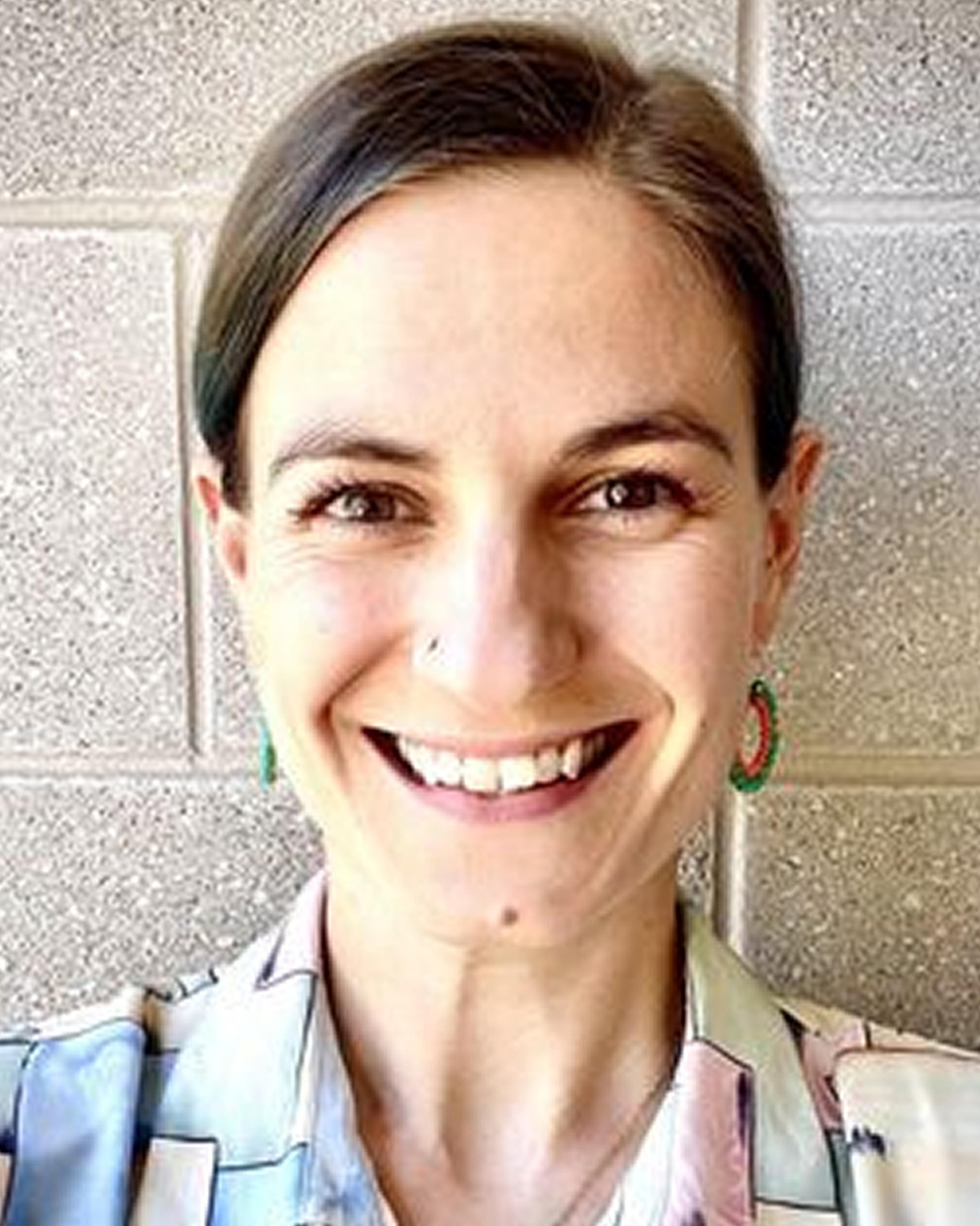 profile picture of Natasha Edwards who works as a Conseillère certifiée canadienne, thérapeute dramatique, naturopathe